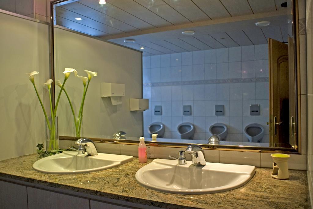 Hotel Zum Fischerwirt Baindlkirch ห้อง รูปภาพ