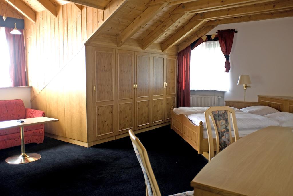 Hotel Zum Fischerwirt Baindlkirch ห้อง รูปภาพ